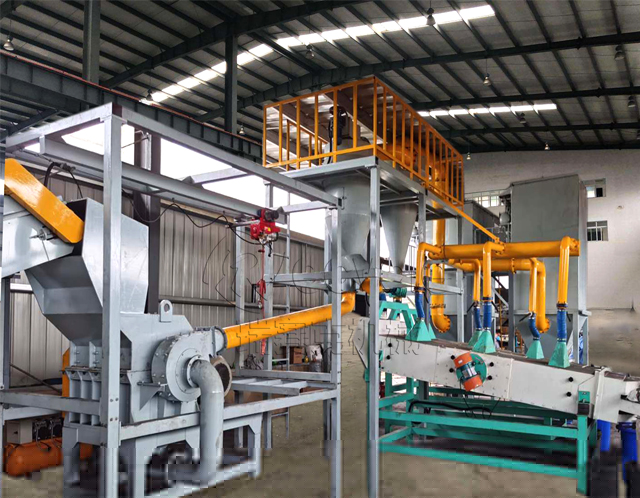 實現(xiàn)廢舊鋰離子電池回收處理設備的環(huán)保發(fā)展和技術動態(tài)平衡