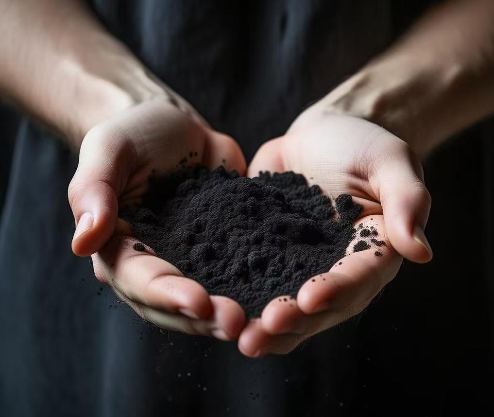 鋰電池?zé)峤馓幚碓O(shè)備，解決鋰電池帶來了的環(huán)境污染問題